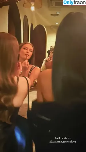 Larsen Thompson / larsenthompson nude photo #1047