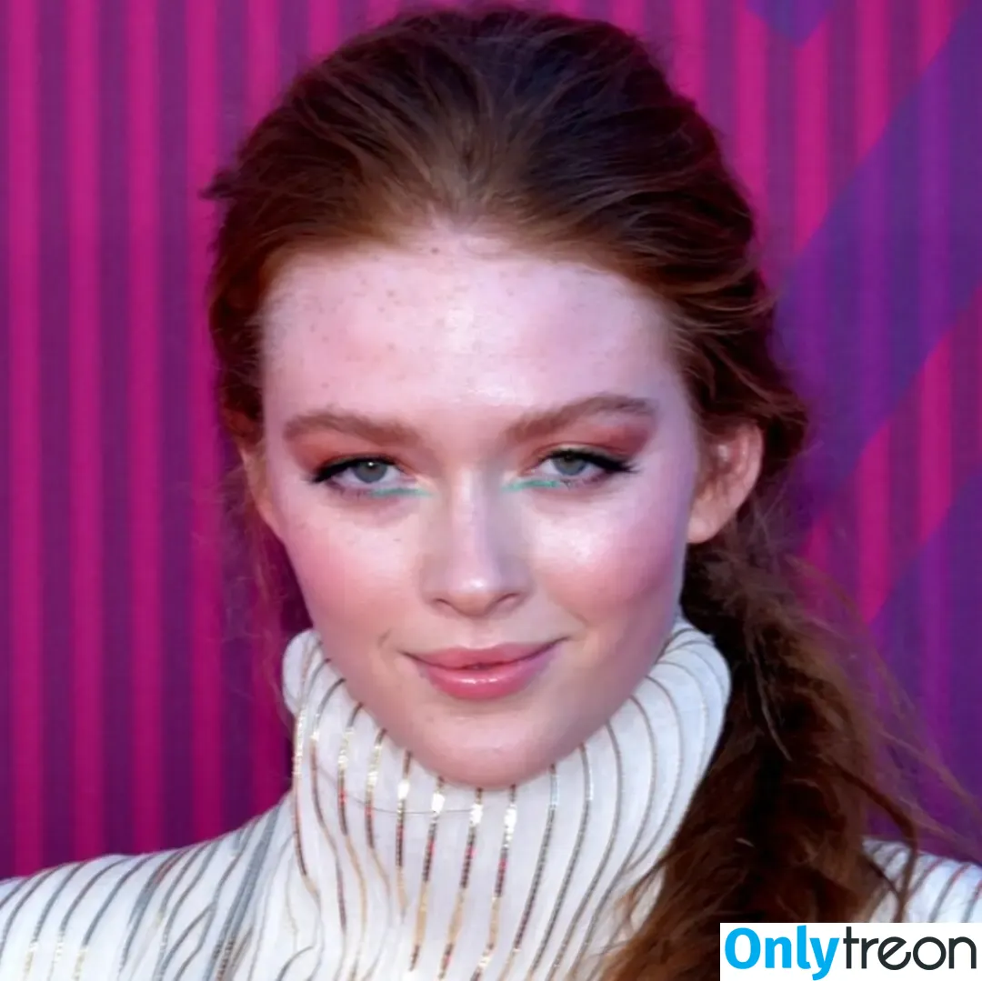 Larsen Thompson nude photo #1010 (larsenthompson)