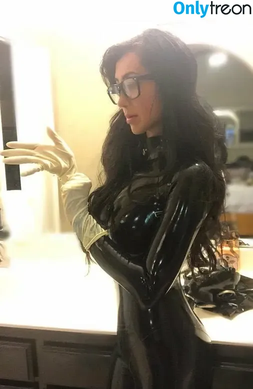 Latex Fetish nude photo #0497 (misslatexxx)