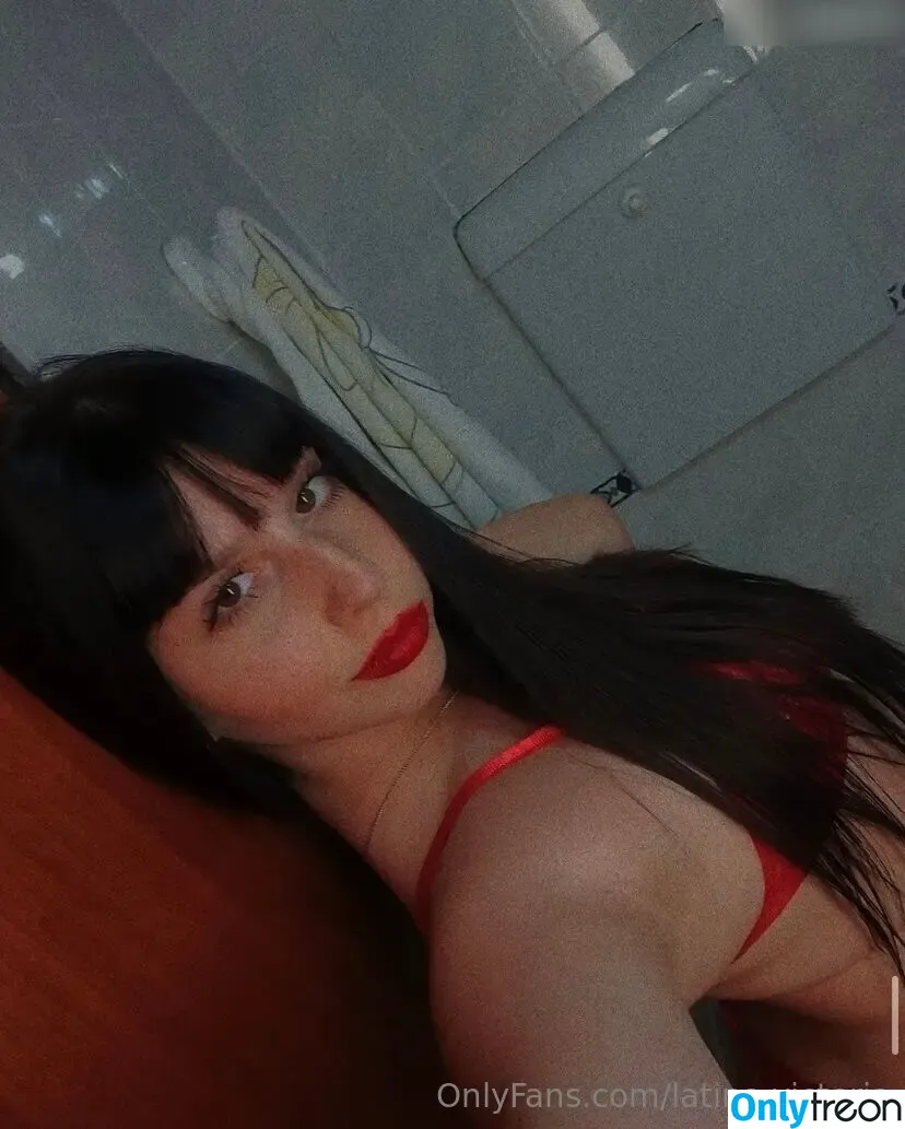 latina.victoria nude photo #0036 (victorias.life)