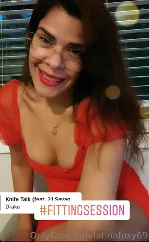 latinafoxy69 / fnaffoxy69 nude photo #0046