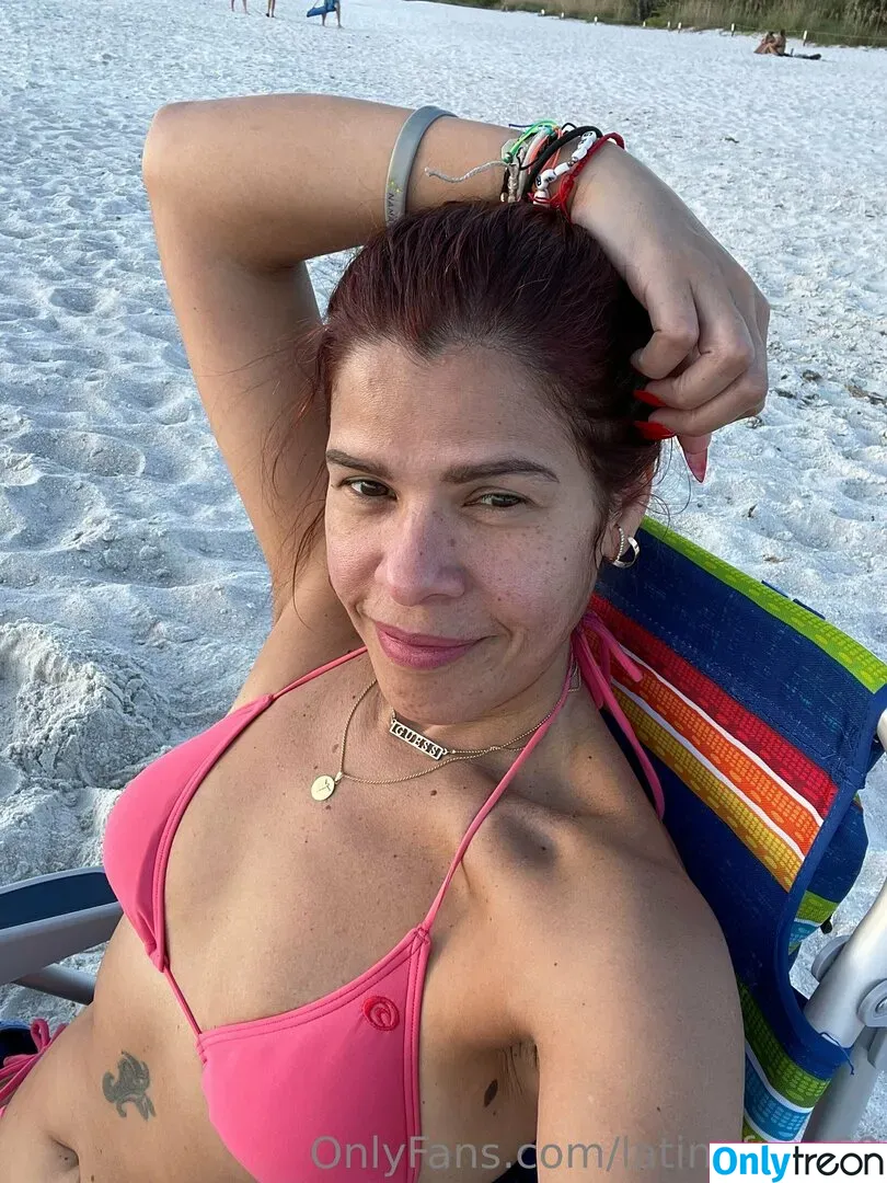 latinafoxy69 nude photo #0023 (fnaffoxy69)
