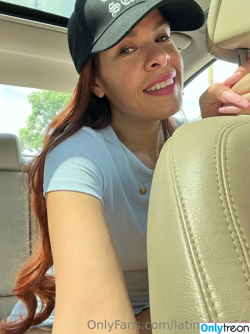 latinafoxy69 nude photo #0032 (fnaffoxy69)