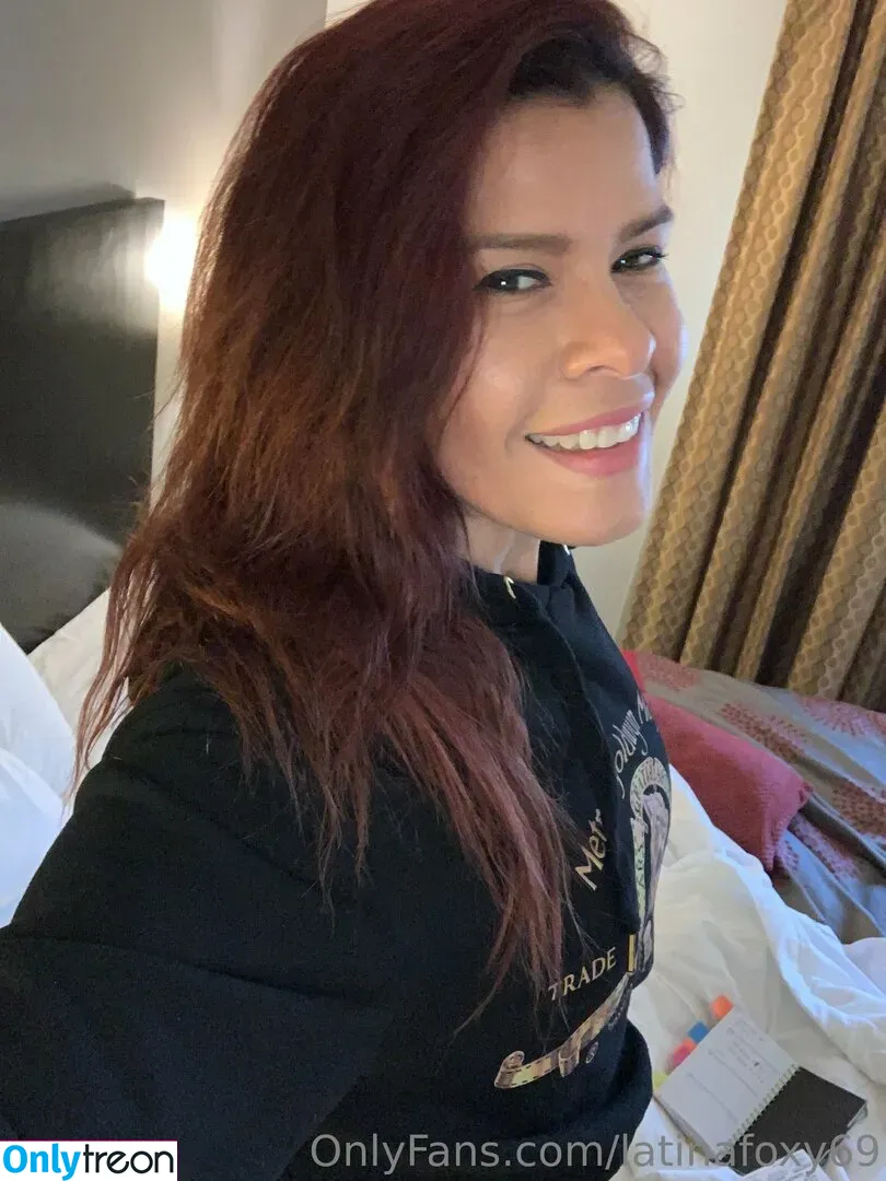 latinafoxy69 nude photo #0050 (fnaffoxy69)