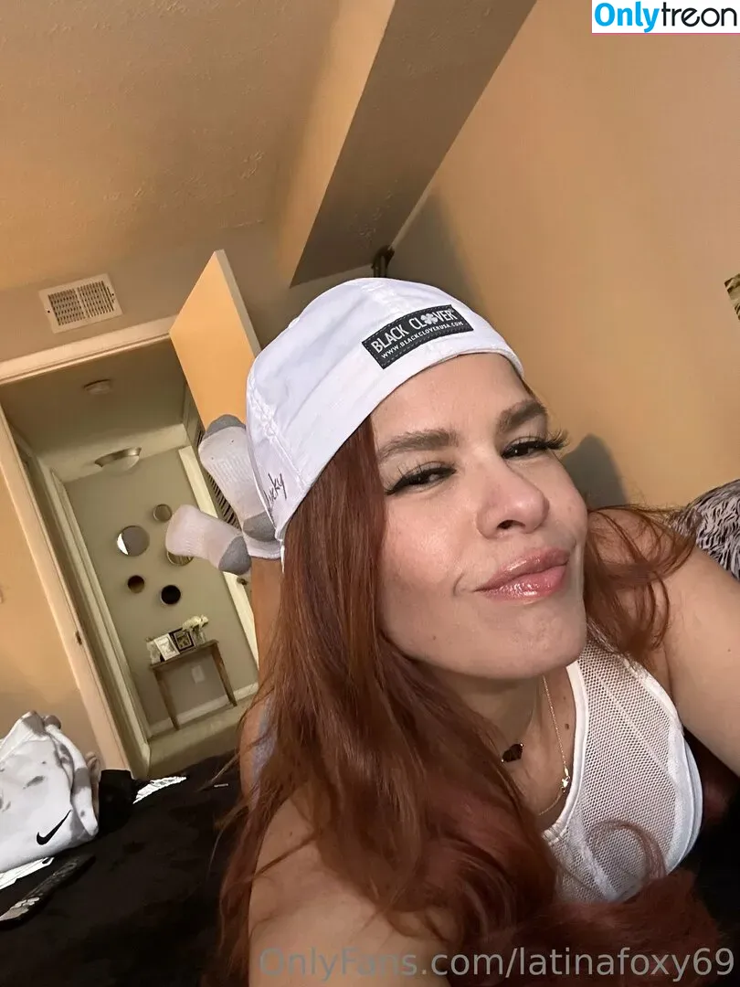 latinafoxy69 nude photo #0059 (fnaffoxy69)