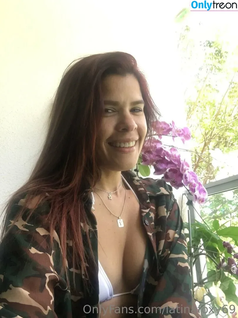 latinafoxy69 nude photo #0063 (fnaffoxy69)