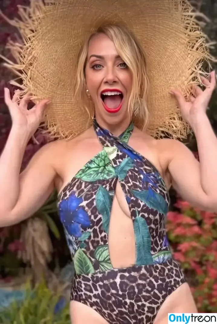 Laura Hamilton nude photo #0206 (laurahamiltontv)