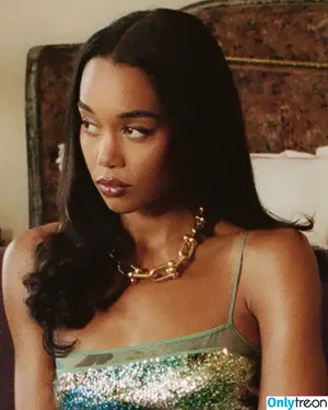 Laura Harrier / LauraHarrier nude photo #0360