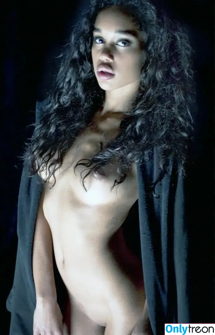 Laura Harrier nude photo #0371 (LauraHarrier)