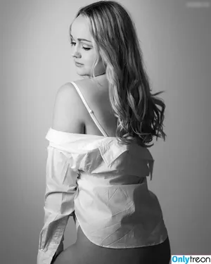 Laura-Helen Kleinert / laura_helen_k nude photo #0003