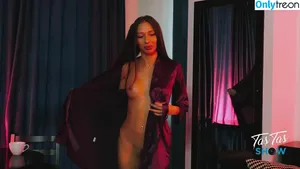  nude photo #0009