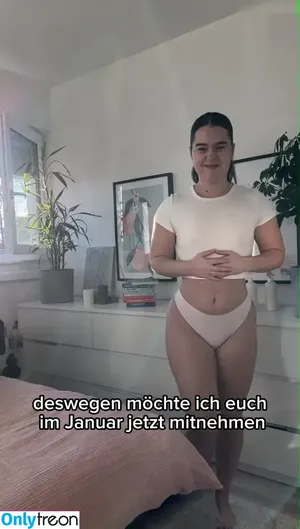 Laura Sophie aka laurafitsophie / laurachesnok / slarusha nude photo #0006