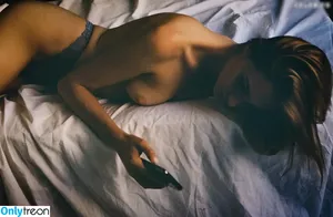 Laura Sophie Dünninger / lauradunninger nude photo #0009