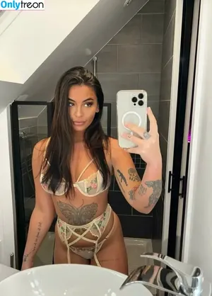Laura Von Gallucci / Lauravon / ivankapeach / lauravongall / lauravongallucci / vongallucci nude photo #0036