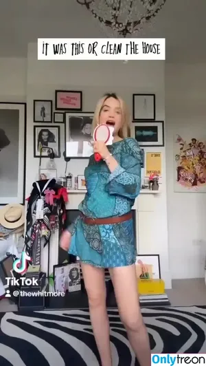Laura Whitmore / thewhitmore nude photo #0099
