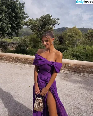 Laura Wontorra / LauraWontorra / laura_wontorra / laurachesnok nude photo #0312