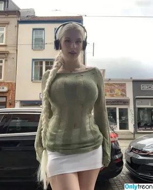 Laura.z57 / laurachesnok nude photo #0129
