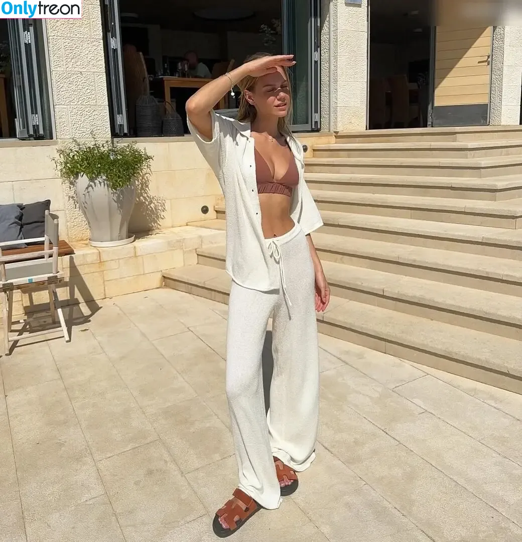Lauraabla nude photo #0078 (Lauraabla)