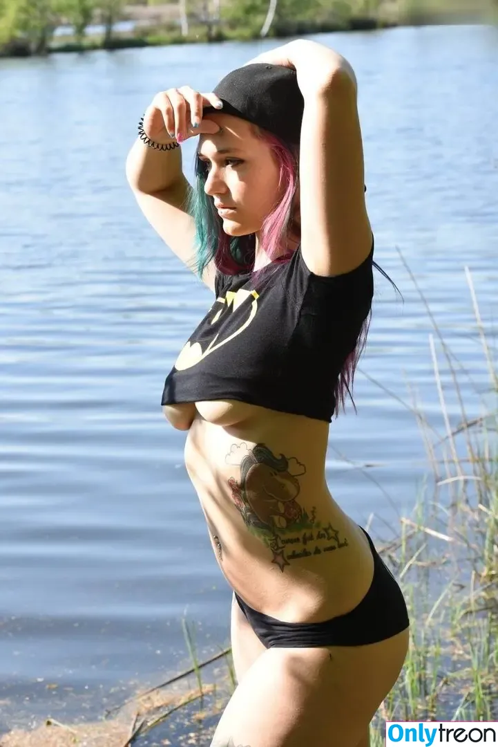 Laurachemie nude photo #0038 (Fineartrebell)