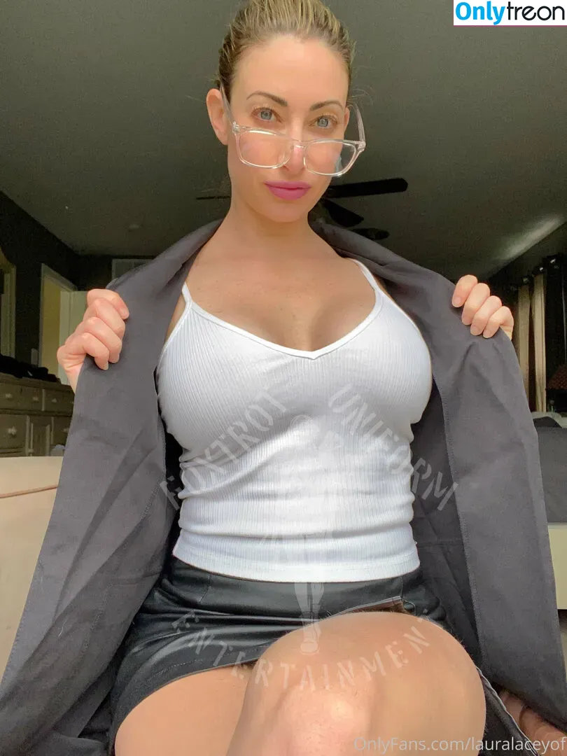lauralaceyof nude photo #0144 (lauralaceyyy)