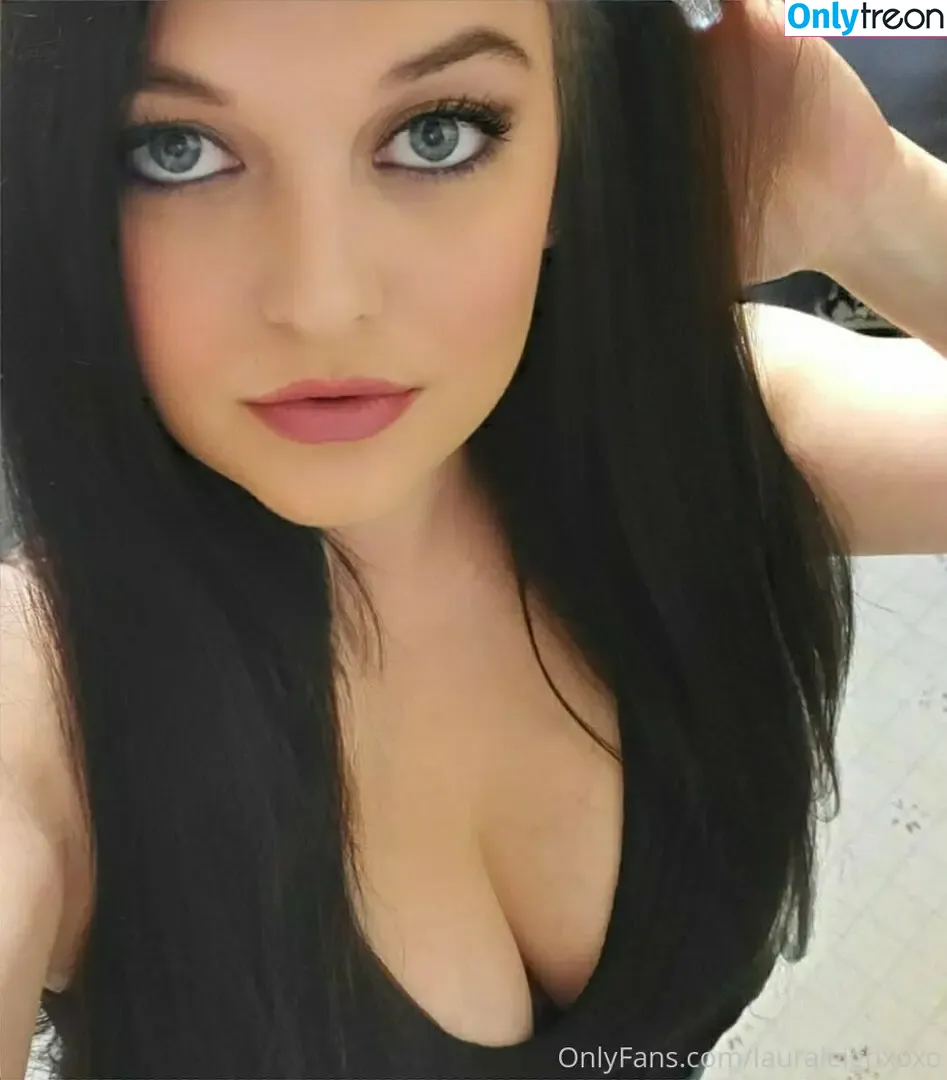 lauraleighxoxo nude photo #0087 (the.lauraleighxoxo)