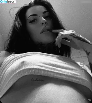 Laurasorooo / laurachesnok nude photo #0119