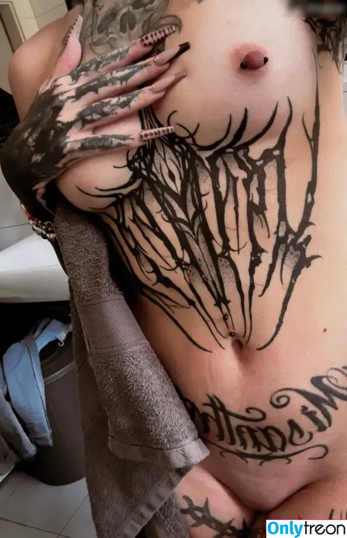 Laurasorooo nude photo #0022 (laurachesnok)