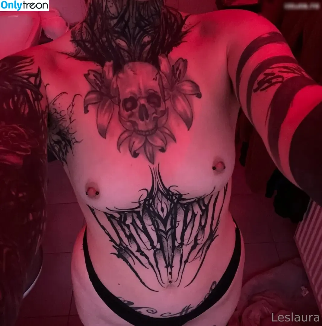 Laurasorooo nude photo #0032 (laurachesnok)