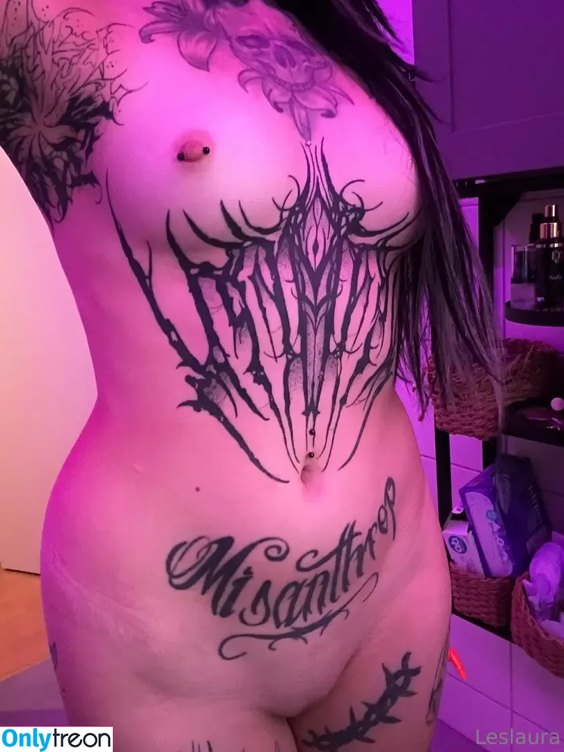 Laurasorooo nude photo #0072 (laurachesnok)