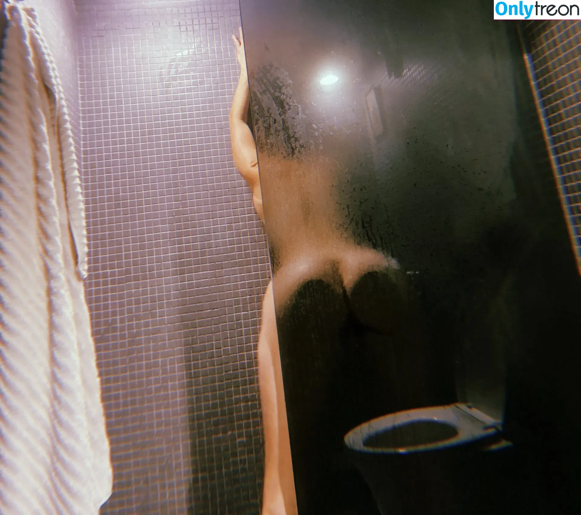 Lauren Bonner nude photo #0053 (laurenbonnerofficial / laurenybonner)