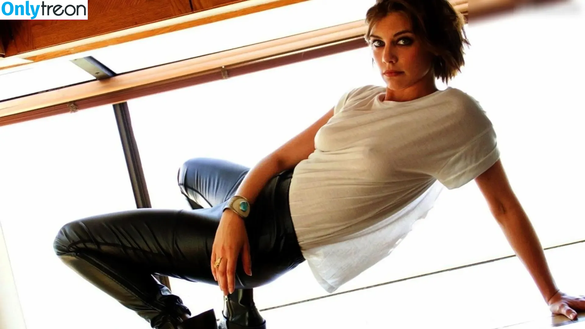 Lauren Cohan nude photo #0534 (laurencohan / lcohanupdates)