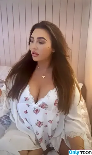 Lauren Goodger / TOWIE / laurengoodger / laurenrosegoodger nude photo #0228