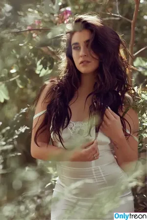 Lauren Jauregui / laurenjauregui nude photo #0010