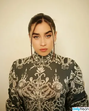 Lauren Jauregui / laurenjauregui nude photo #0184