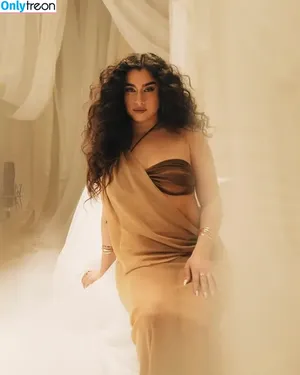 Lauren Jauregui / laurenjauregui nude photo #0235