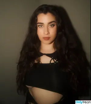 Lauren Jauregui / laurenjauregui nude photo #0343