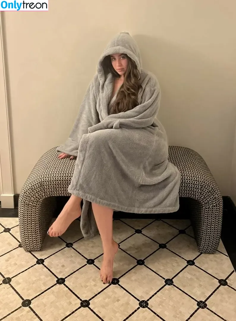 Lauren Jauregui nude photo #0096 (laurenjauregui)