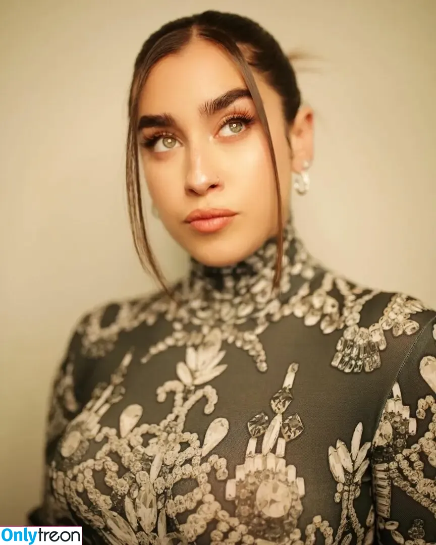 Lauren Jauregui nude photo #0183 (laurenjauregui)