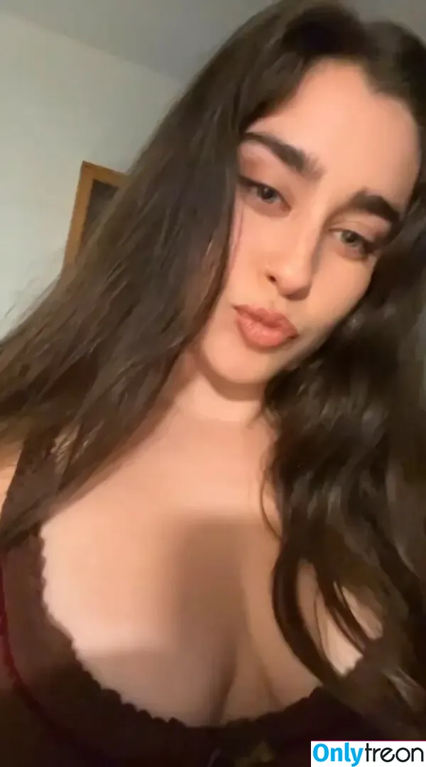 Lauren Jauregui nude photo #0190 (laurenjauregui)