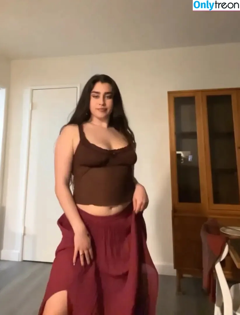 Lauren Jauregui nude photo #0192 (laurenjauregui)