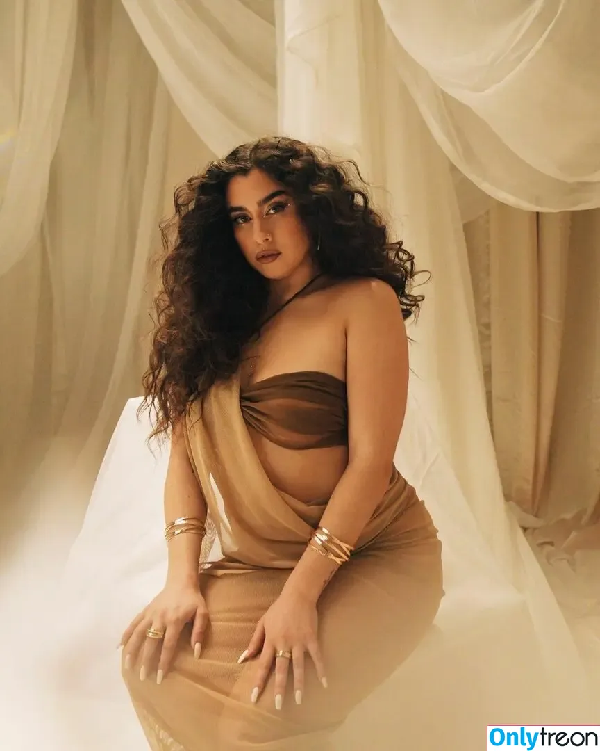 Lauren Jauregui nude photo #0236 (laurenjauregui)
