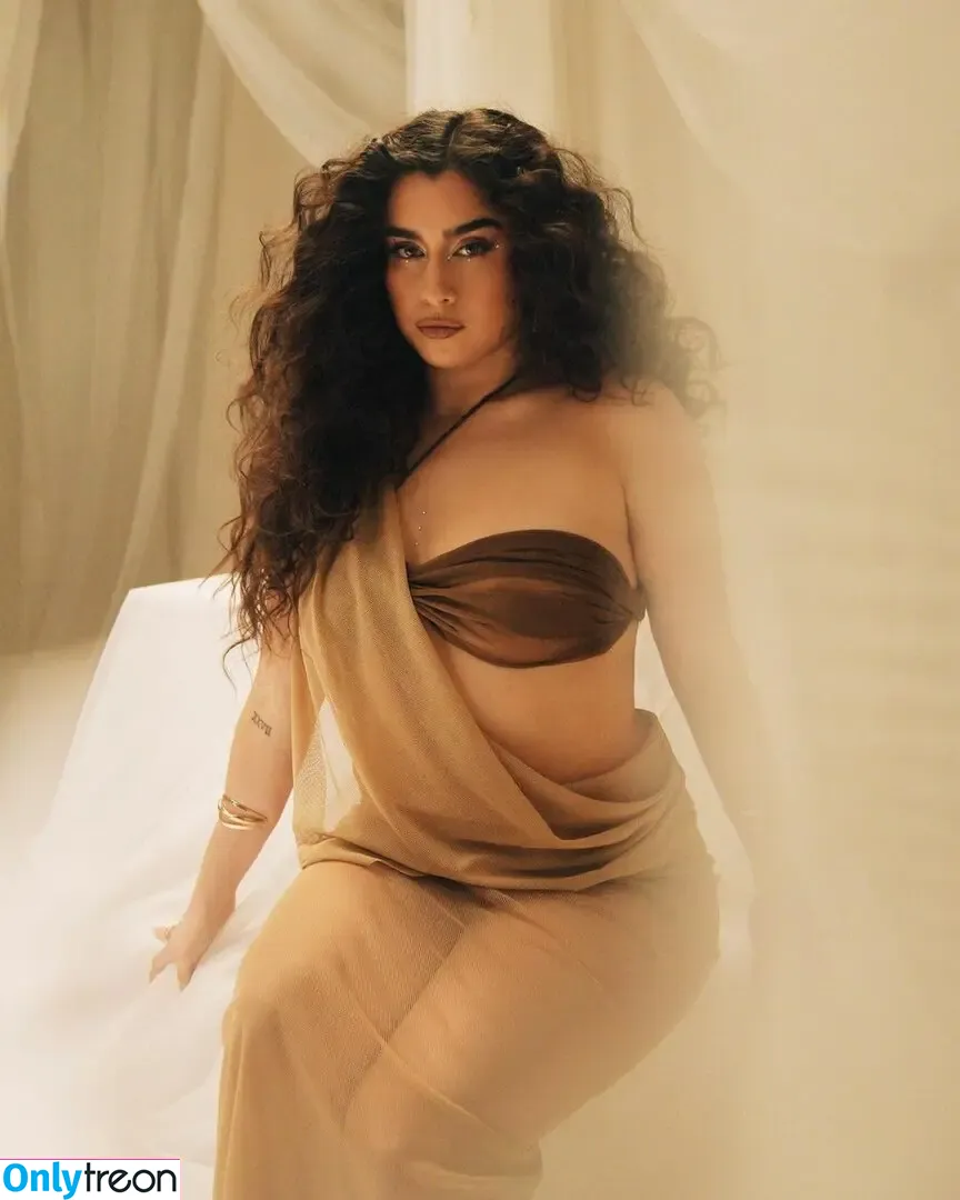Lauren Jauregui nude photo #0239 (laurenjauregui)