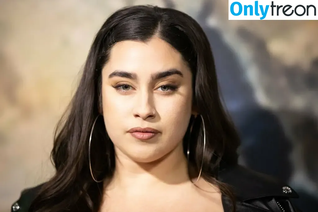Lauren Jauregui nude photo #0244 (laurenjauregui)