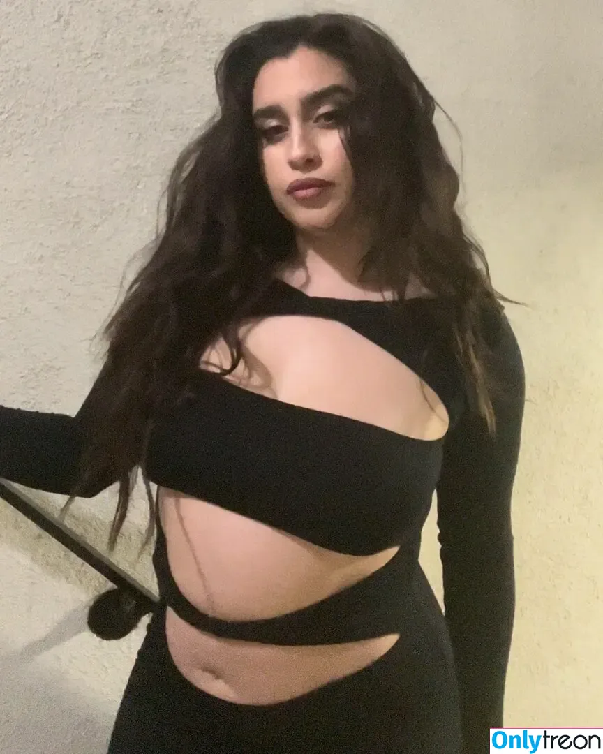 Lauren Jauregui nude photo #0254 (laurenjauregui)