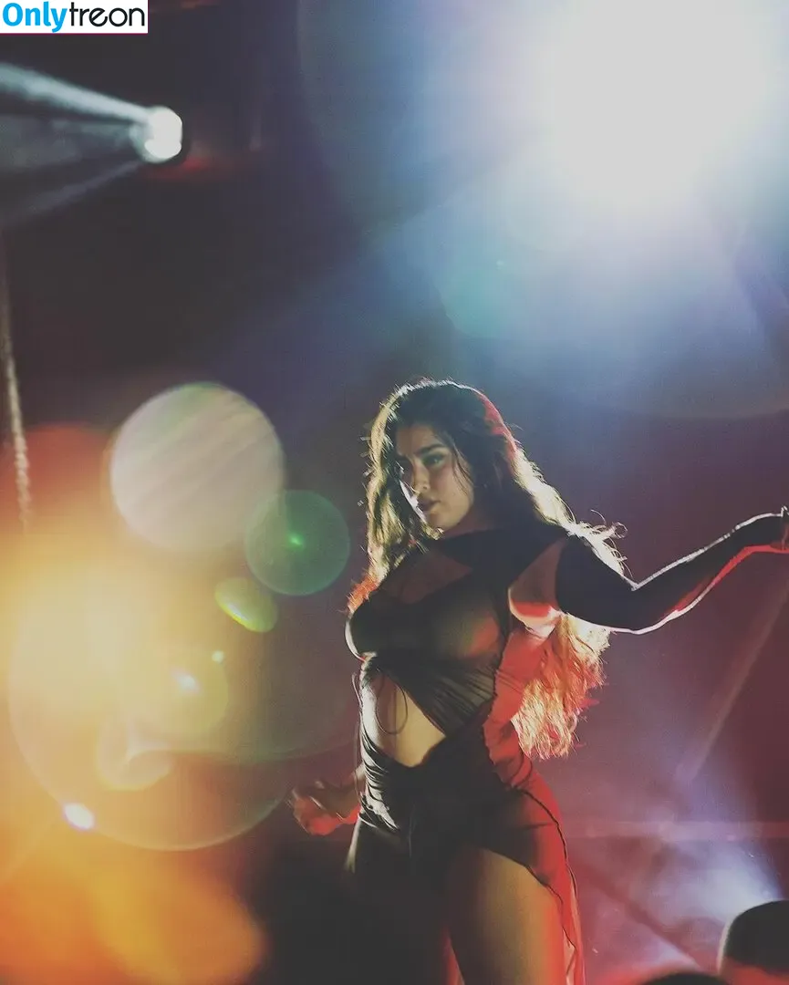 Lauren Jauregui nude photo #0298 (laurenjauregui)