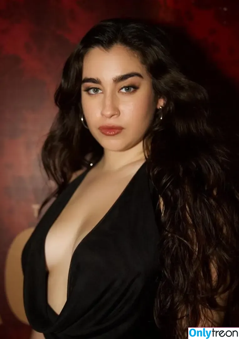 Lauren Jauregui nude photo #0302 (laurenjauregui)