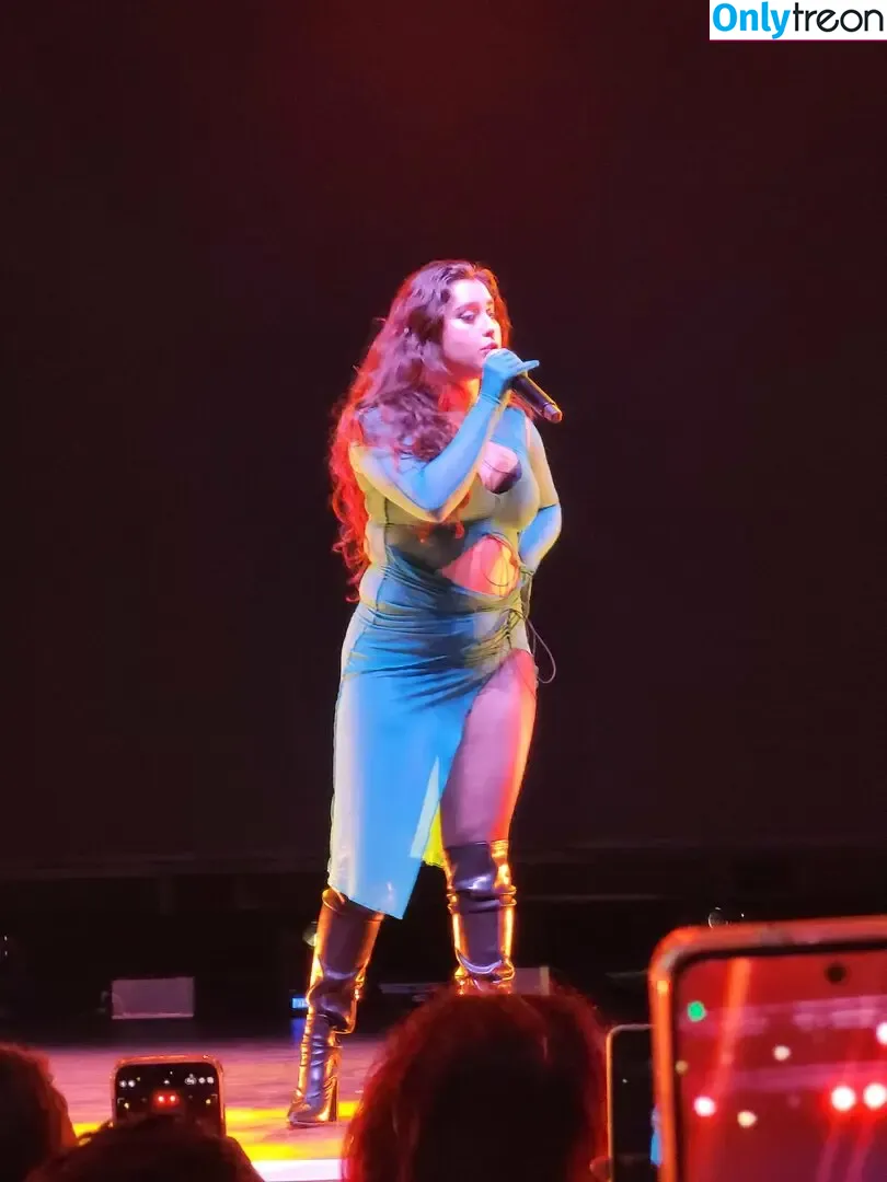 Lauren Jauregui nude photo #0310 (laurenjauregui)