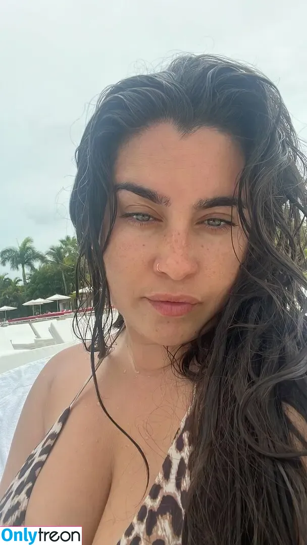 Lauren Jauregui nude photo #0896 (laurenjauregui)