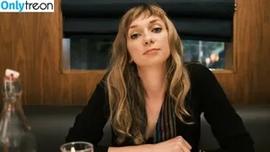 Lauren Lapkus / laurenlapkus nude photo #0045