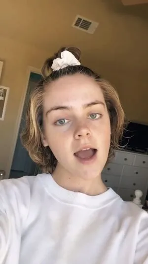 Lauren Mae / lauren-mae / liveitlikelauren nude photo #0007